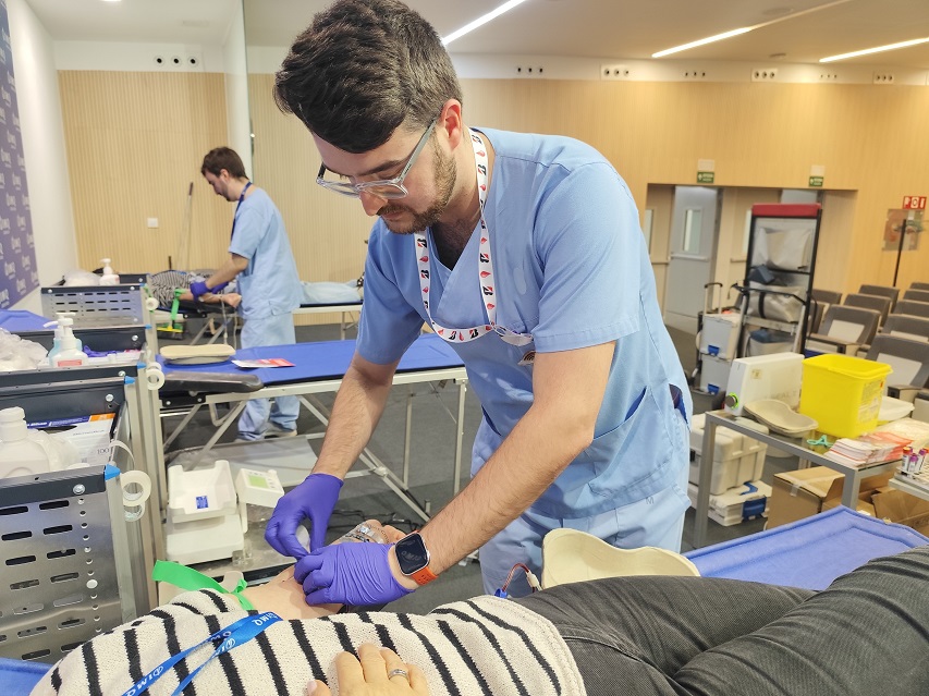 IMQ Zorrotzaurre Klinikak odola, odol-plasma eta hezur-muina ematea sustatzen du